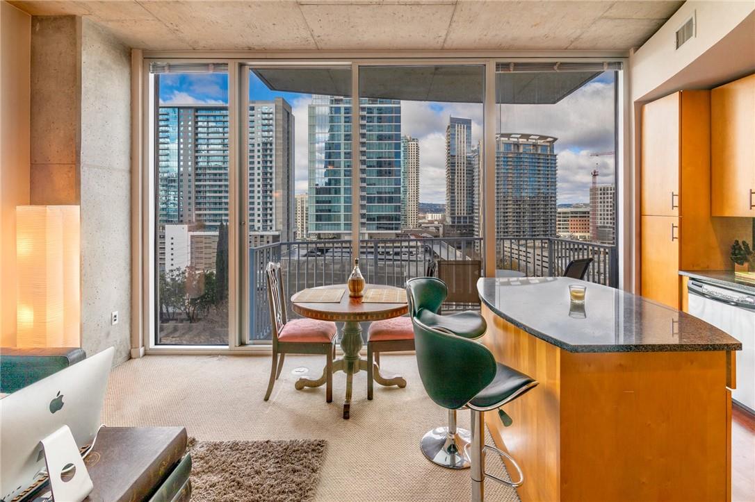 360 Nueces ST # 1210