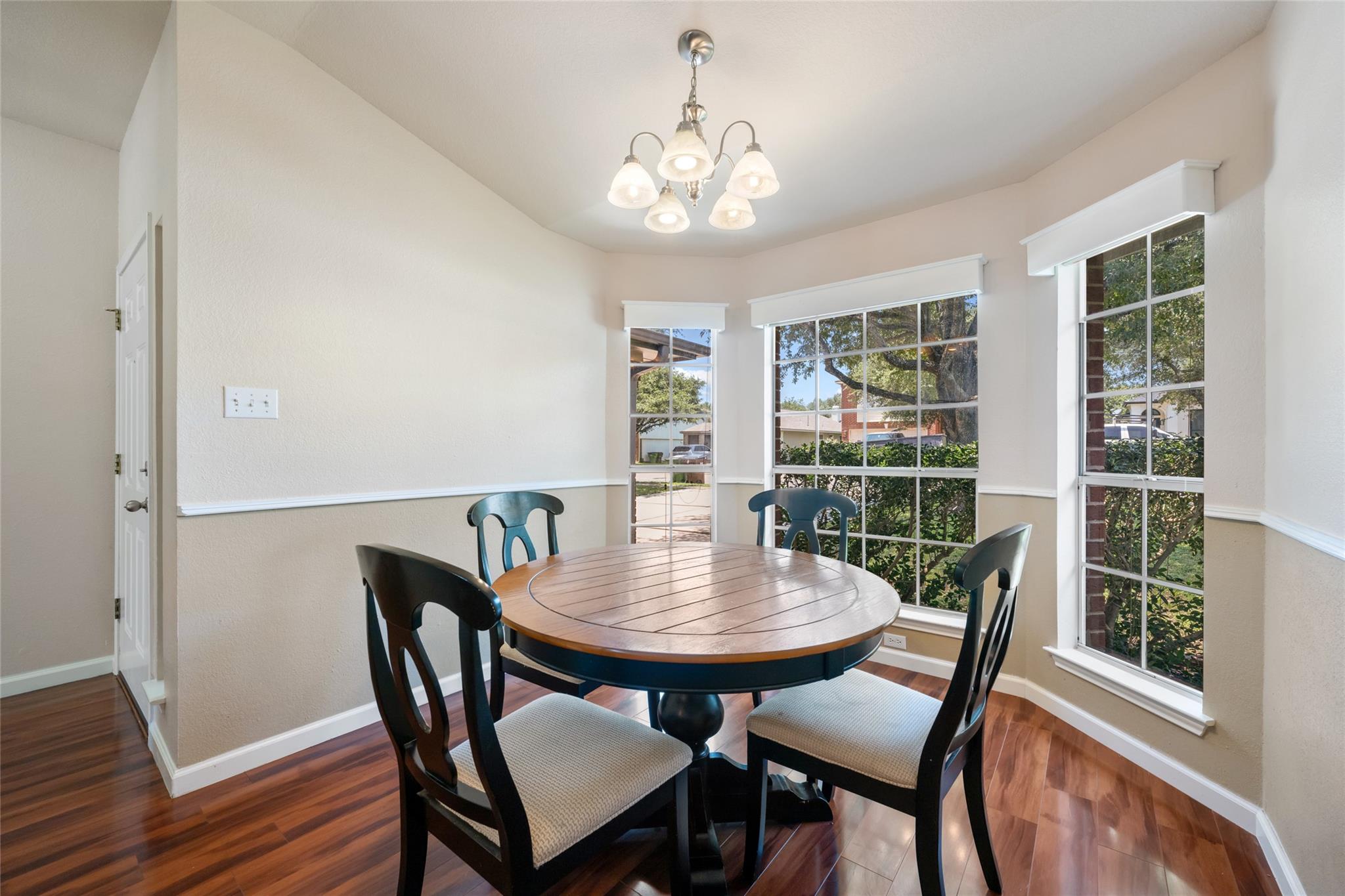 1513 Sundance DR