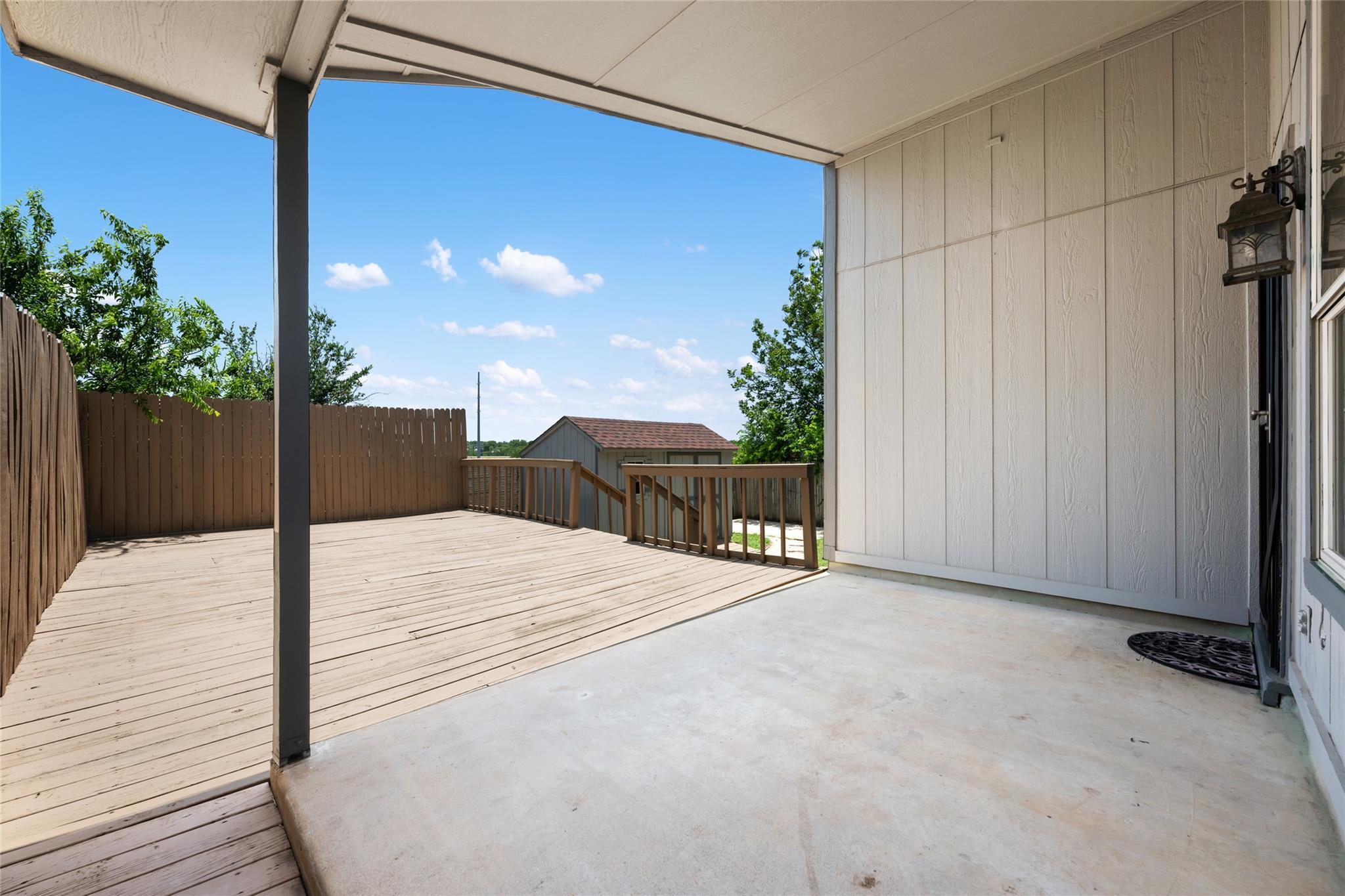 1513 Sundance DR