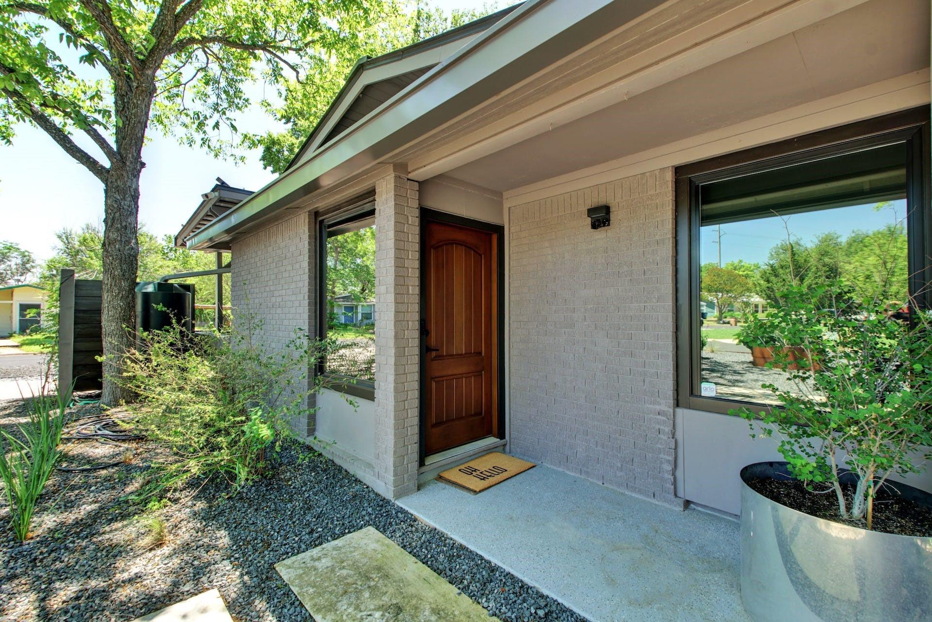 2015 Eaton LN