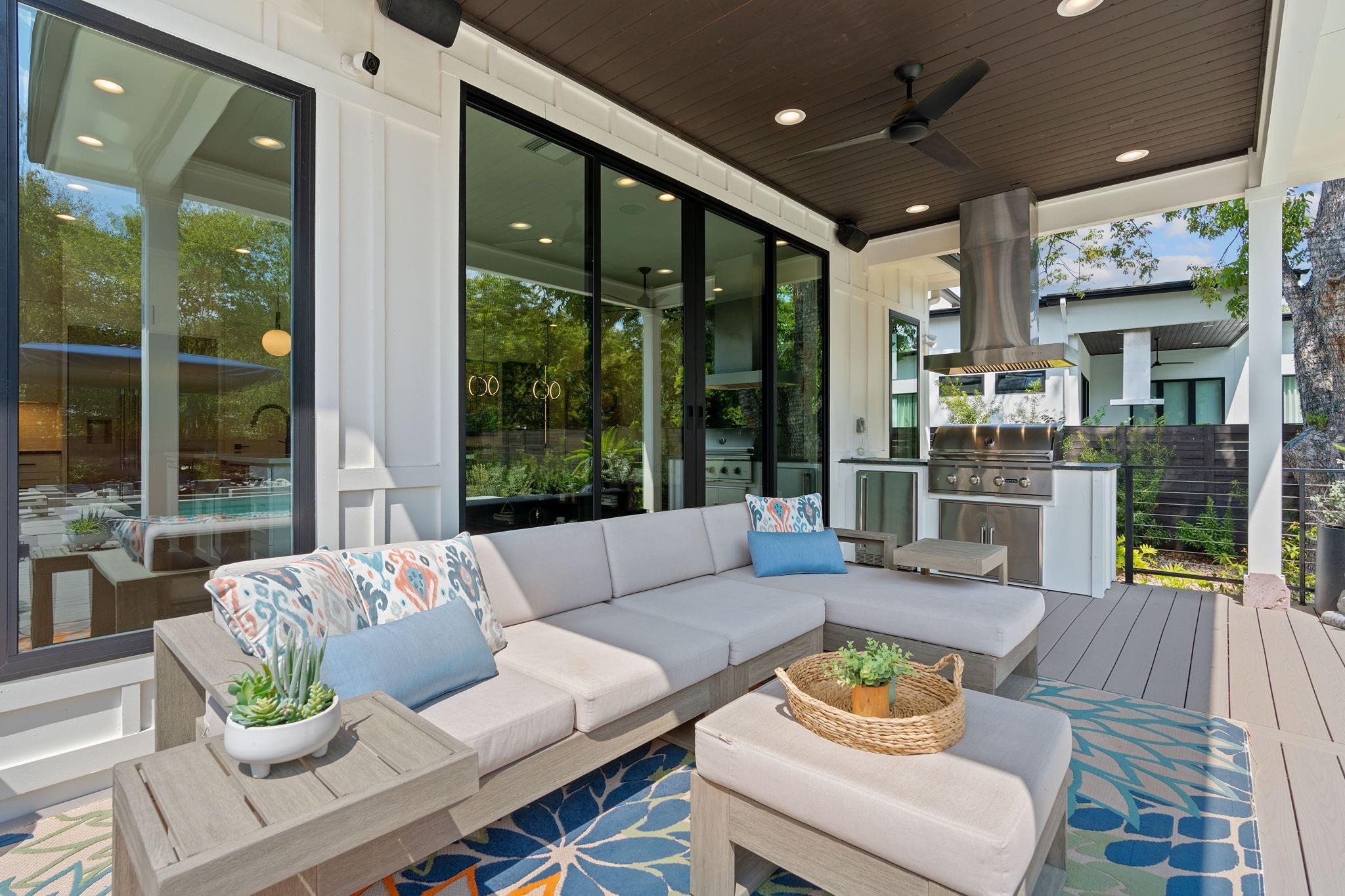 6003 Grover Ave