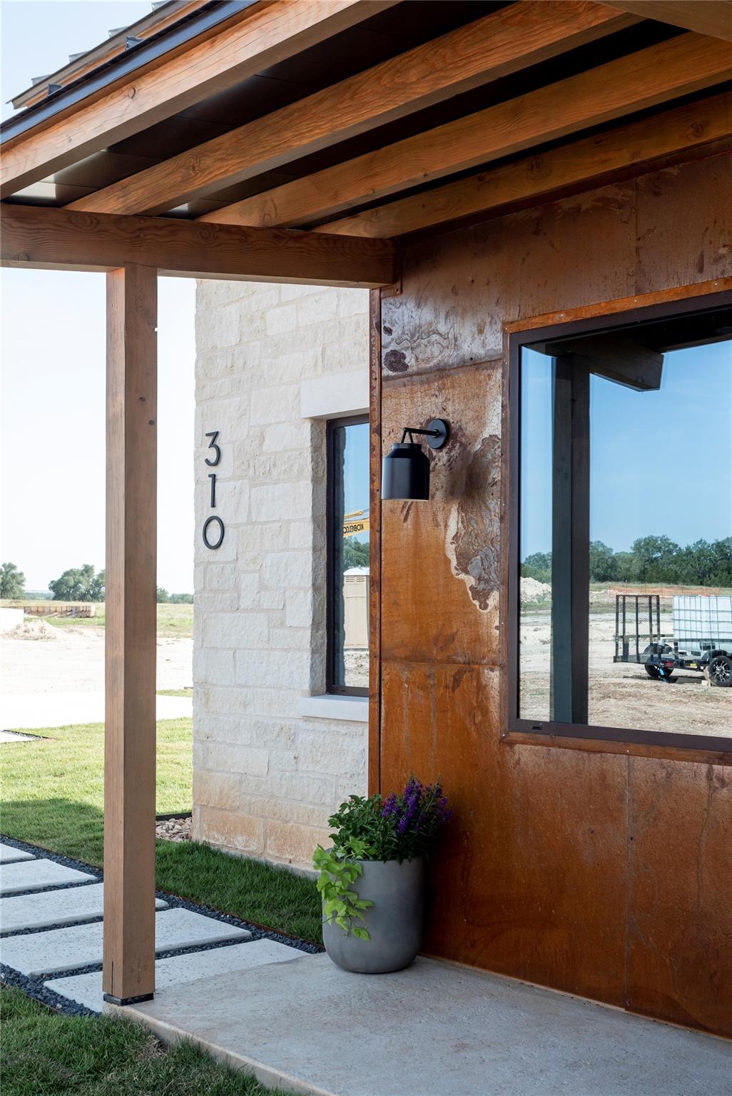 9361 W Us Highway 290 # 6