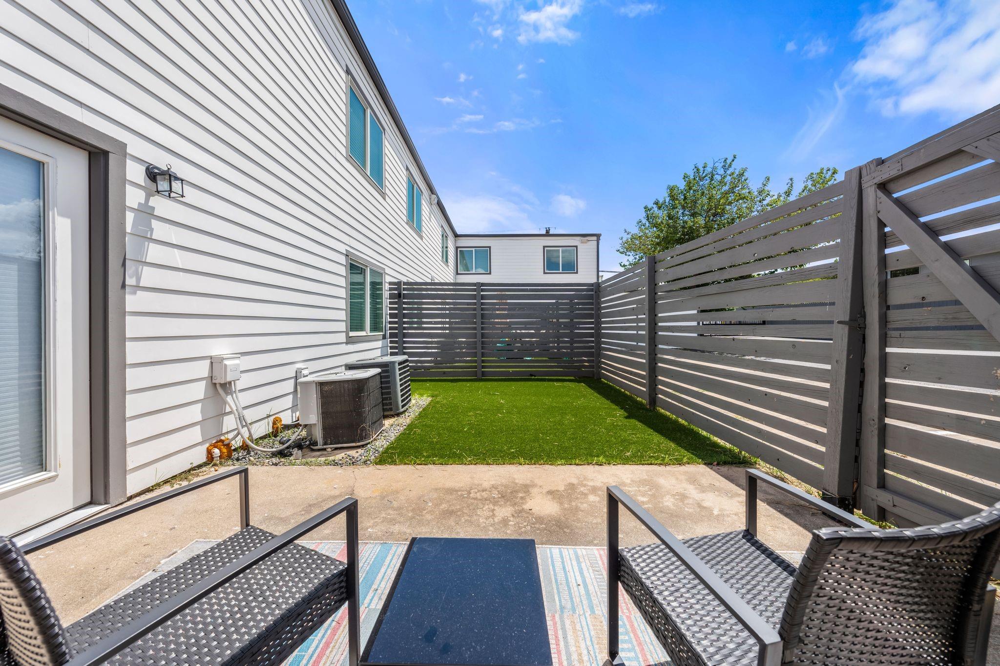 1200 E 52nd ST # 103