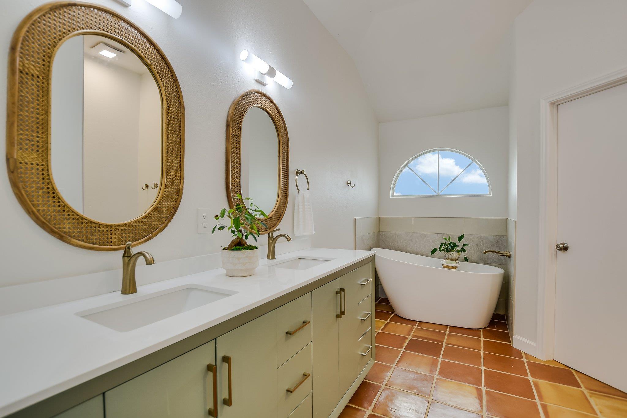 10916 Sierra Oaks
