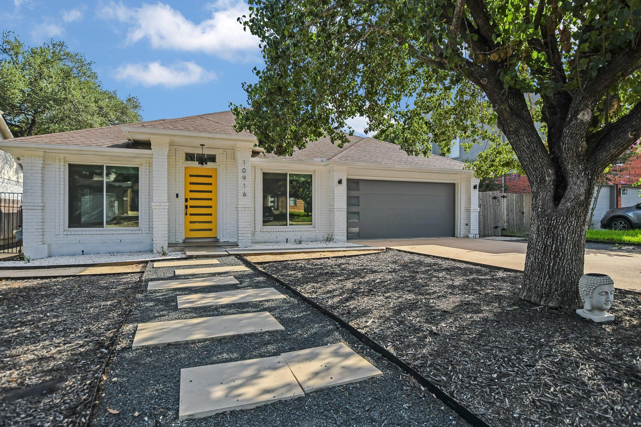 10916 Sierra Oaks