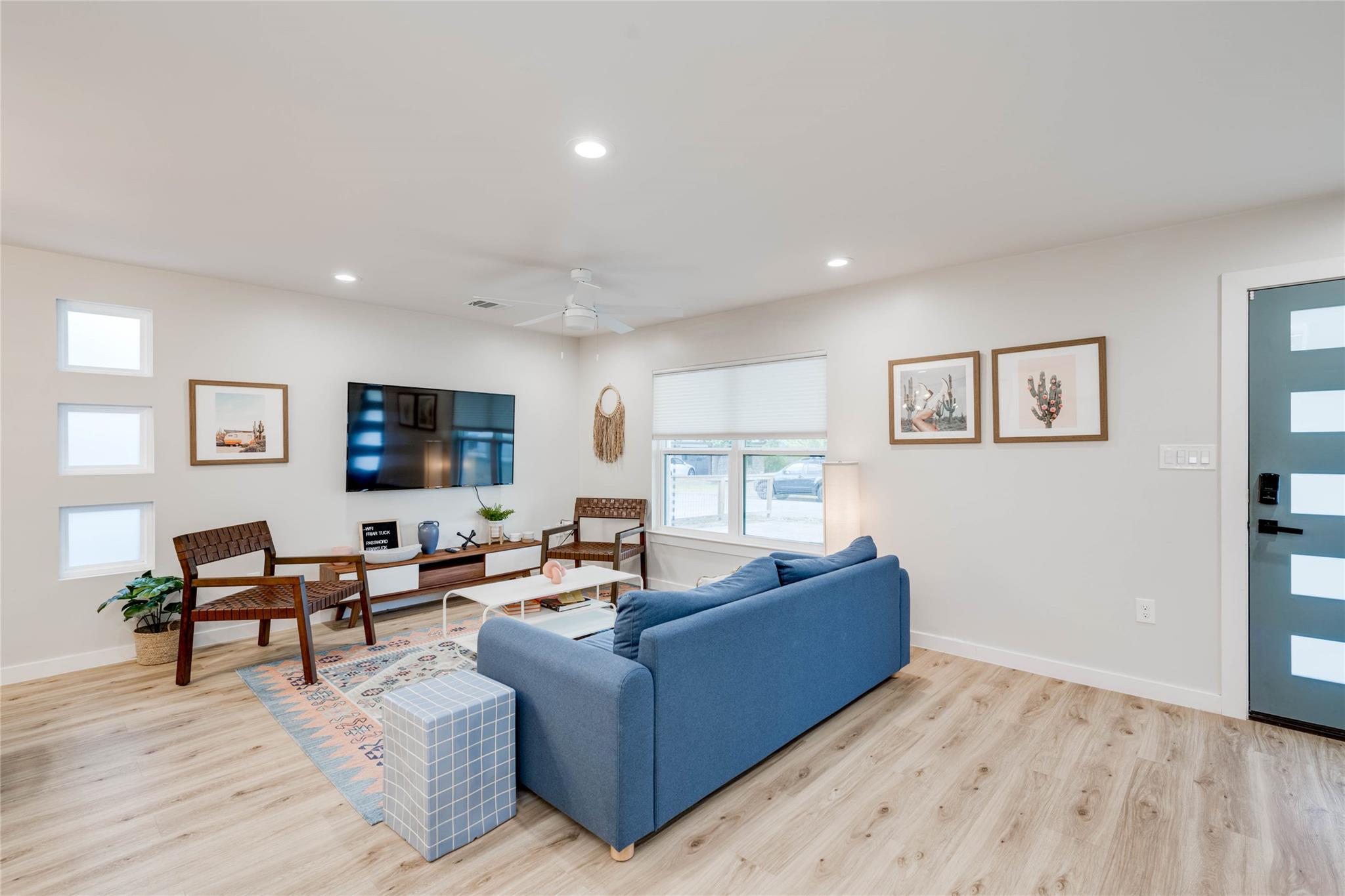 2516 Friar Tuck LN