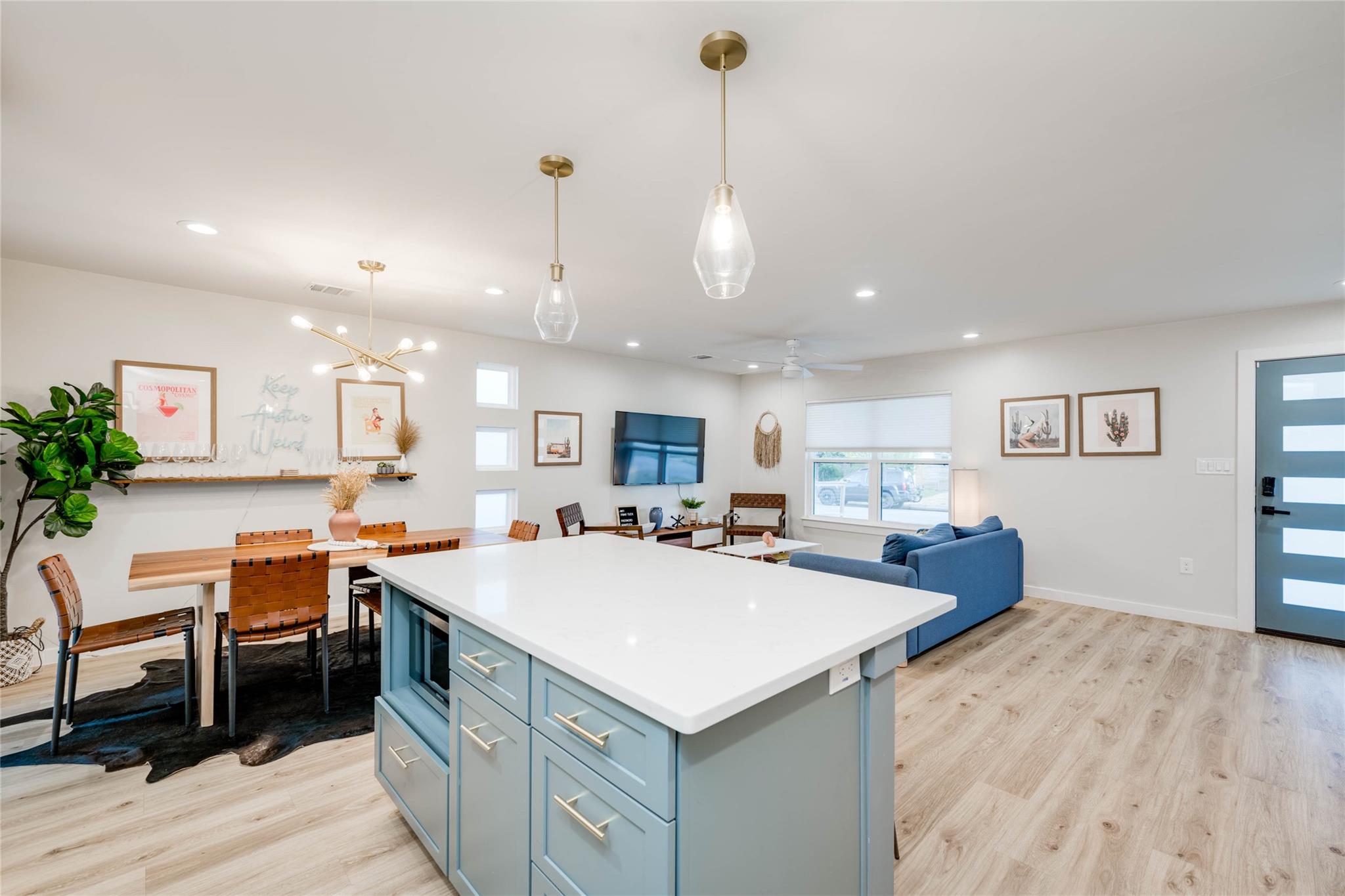 2516 Friar Tuck LN