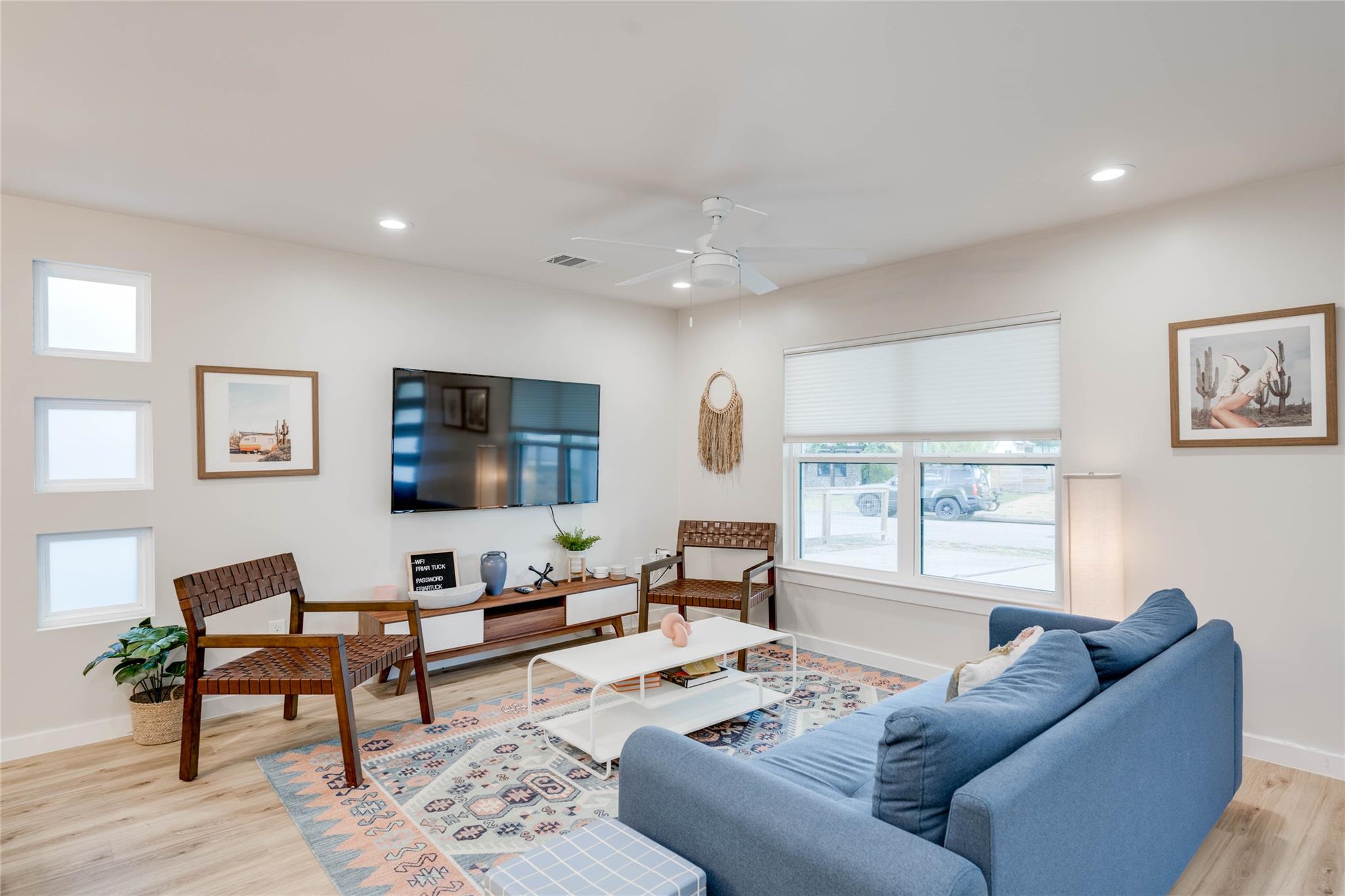 2516 Friar Tuck LN