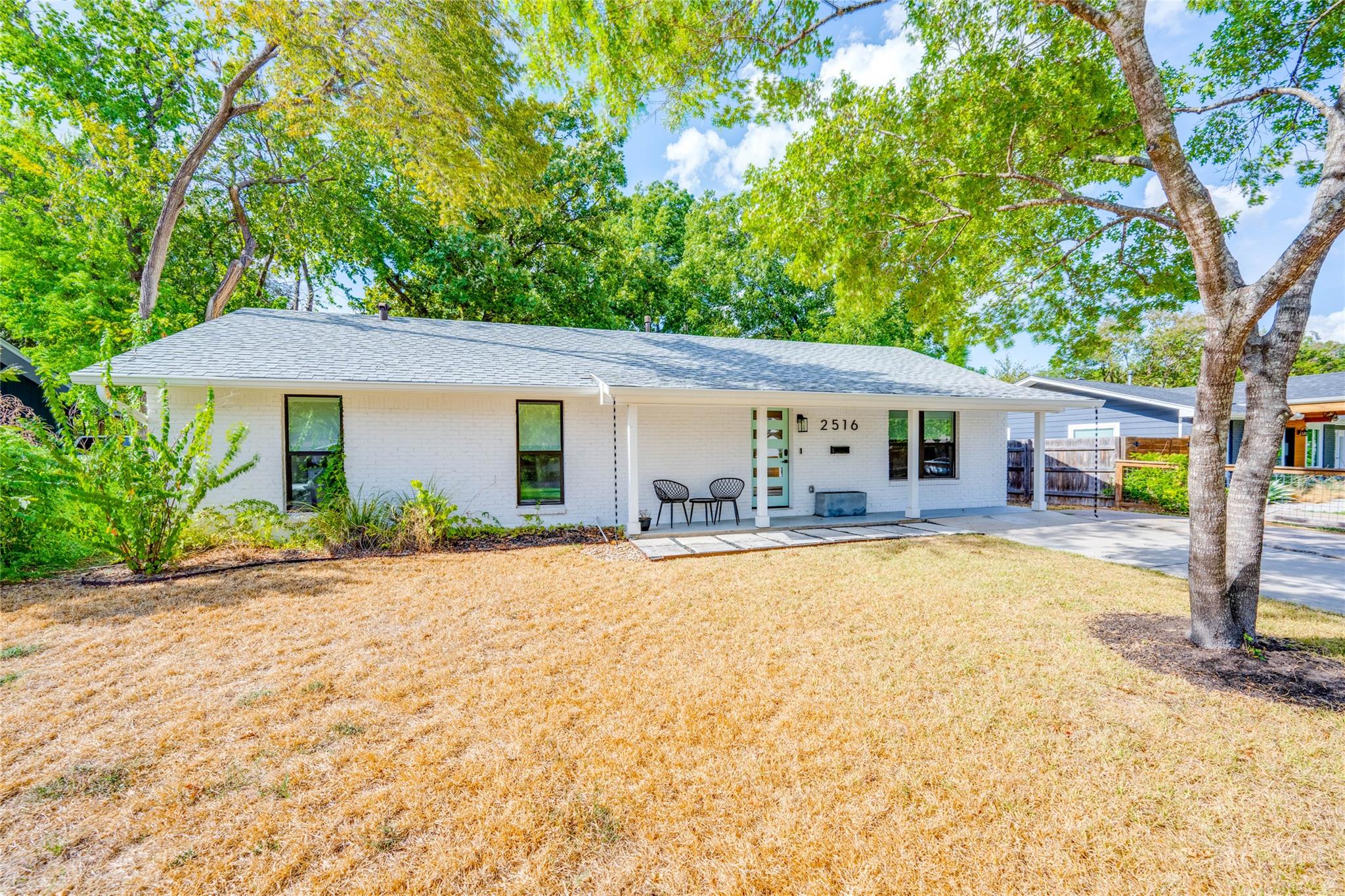 2516 Friar Tuck LN