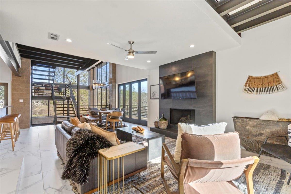 1905 Big Horn DR