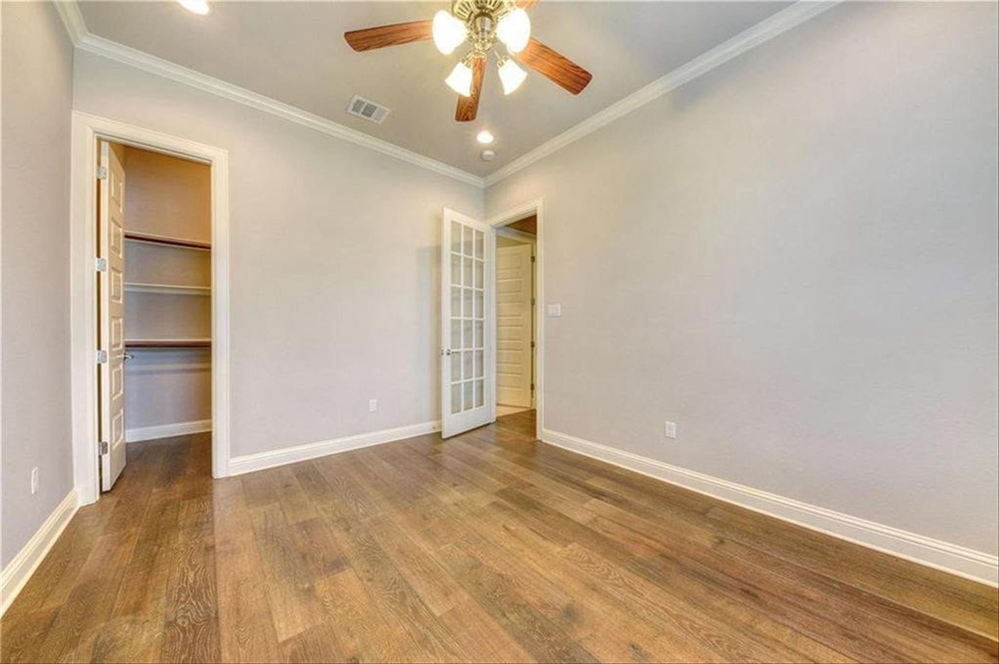 203 Ancient Oak WAY