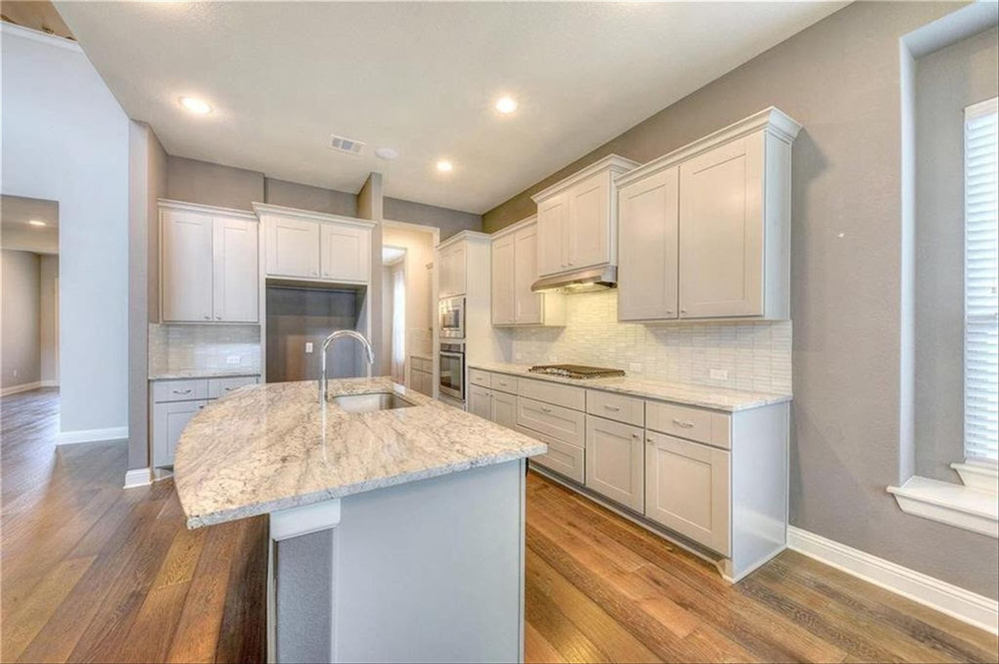 203 Ancient Oak WAY