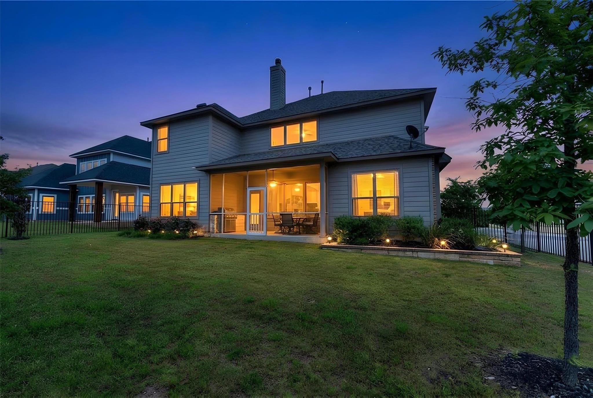 203 Ancient Oak WAY