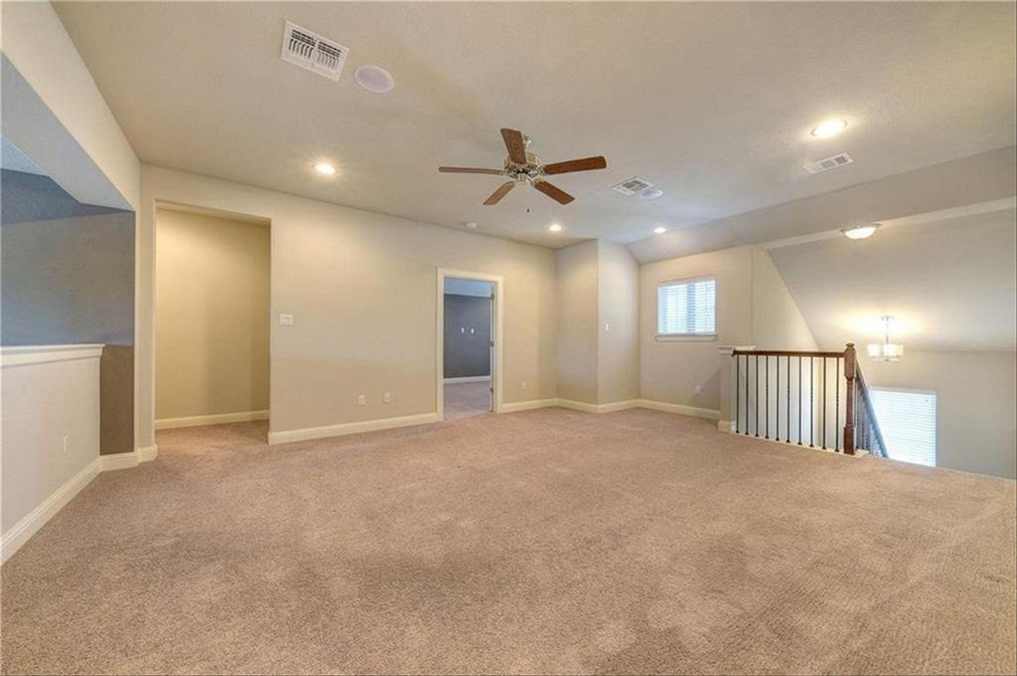 203 Ancient Oak WAY