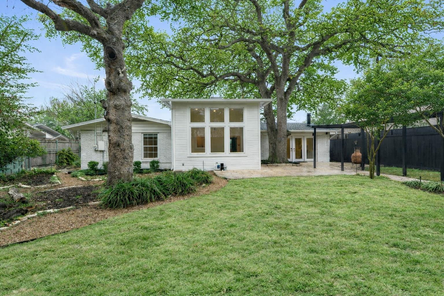 2404 Westover RD