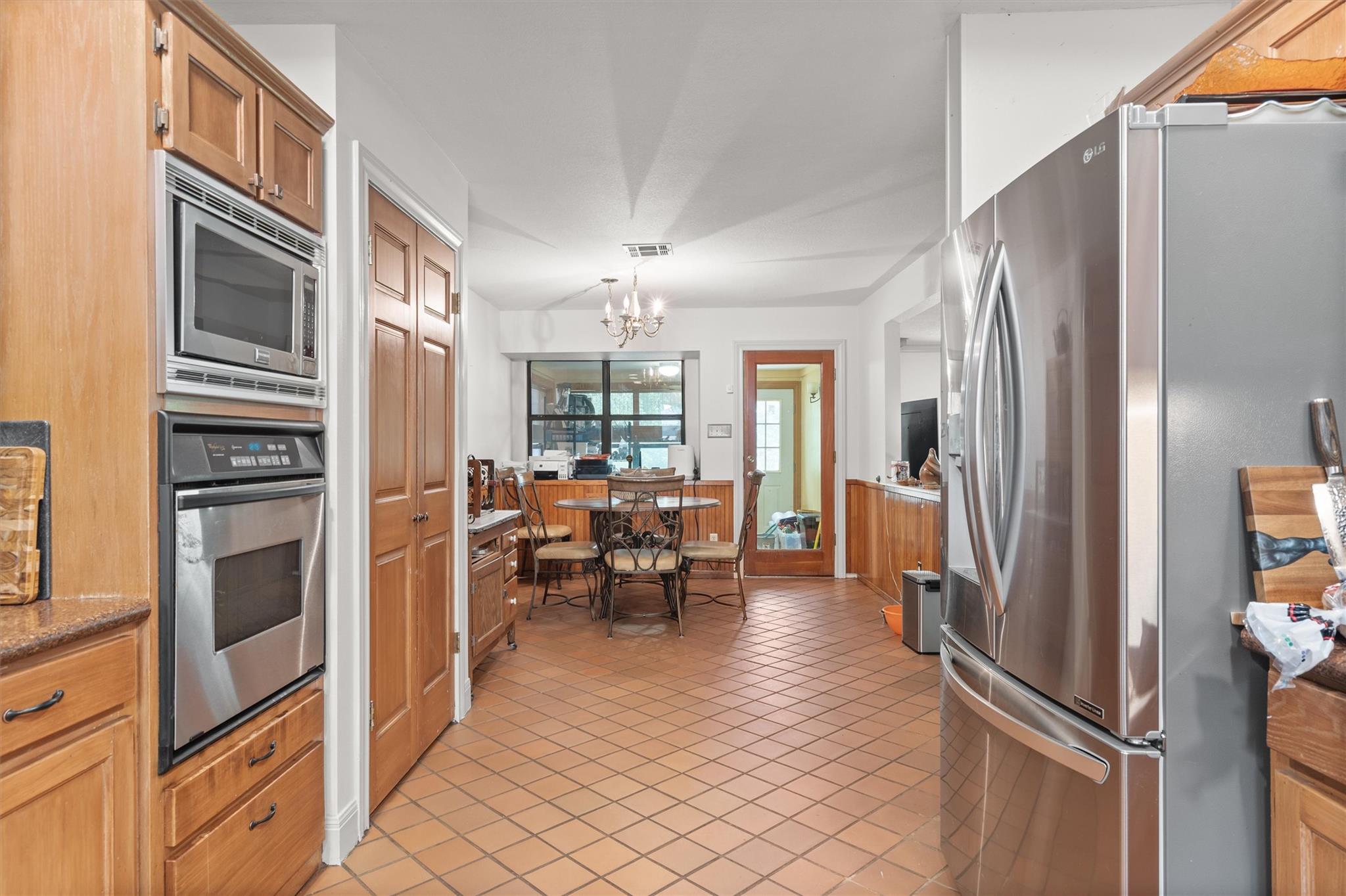104 El Norte CT
