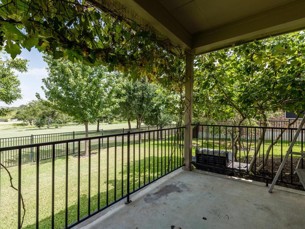 1104 Winding Creek PL