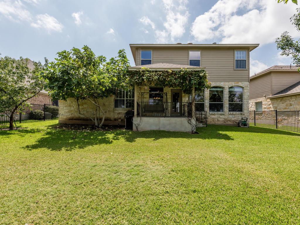1104 Winding Creek PL