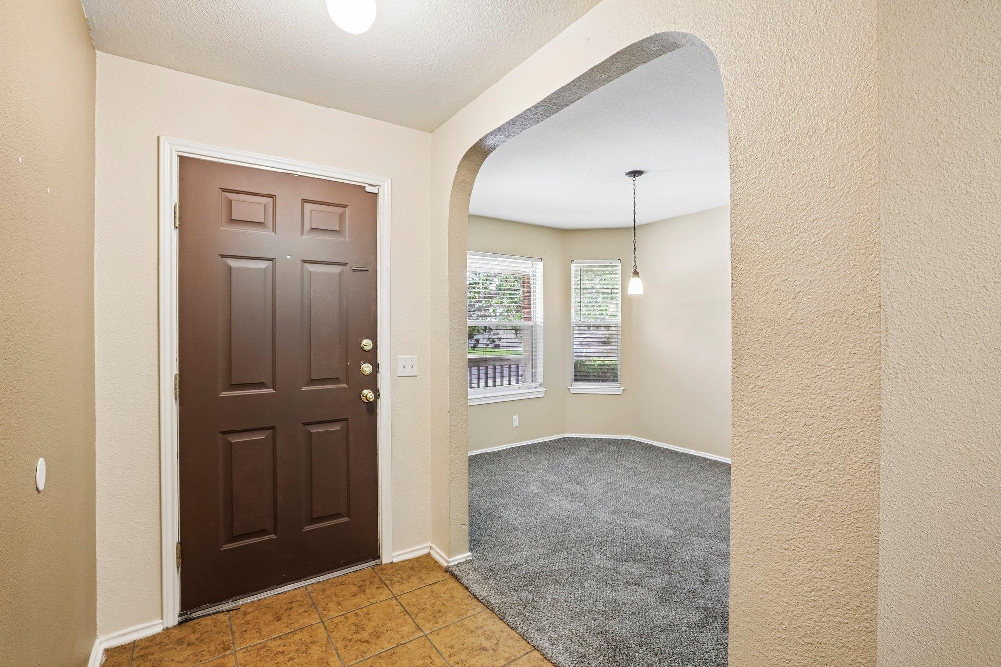 323 Precipice WAY
