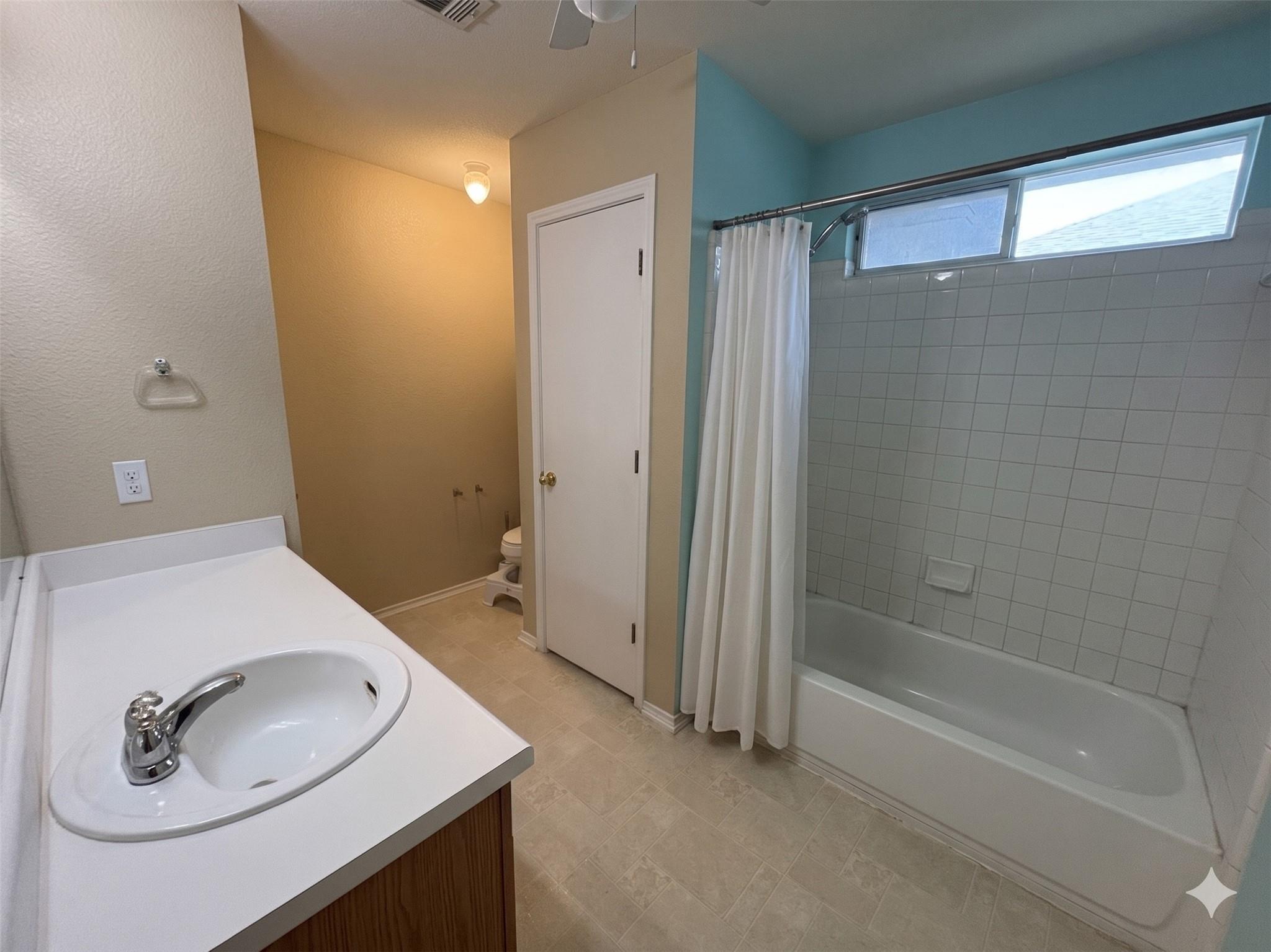 323 Precipice WAY