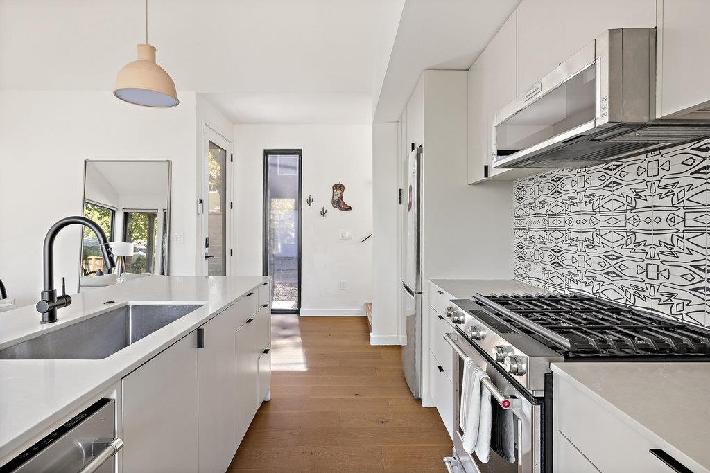 1913 Canterbury ST # 2, Austin Unit: 2