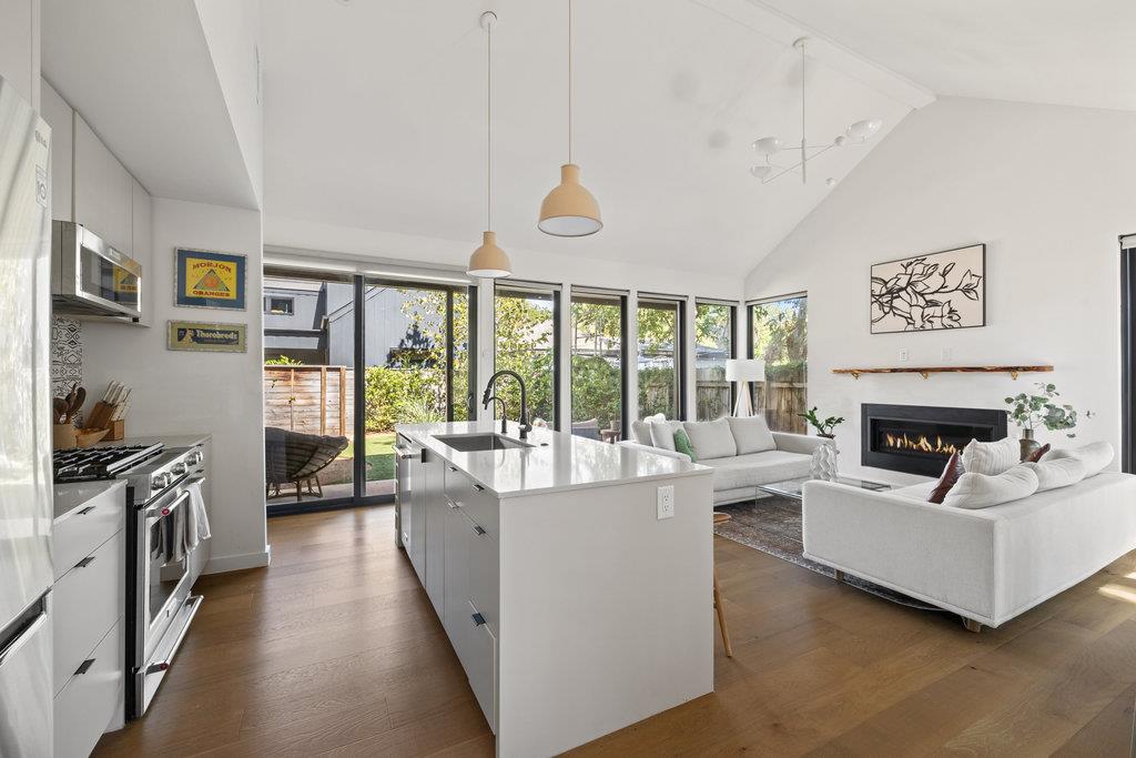 1913 Canterbury ST # 2, Austin Unit: 2