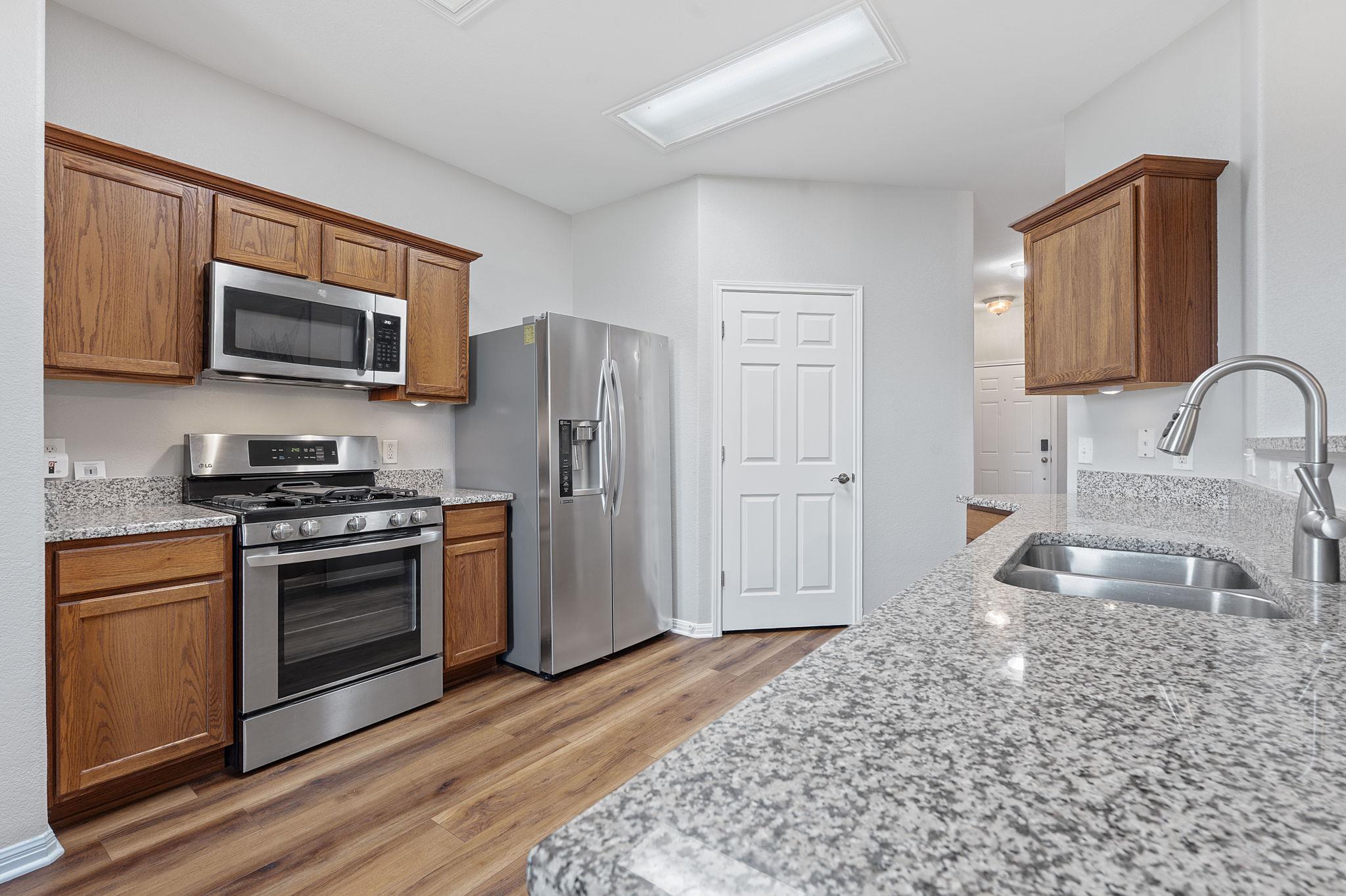 1109 Middle Brook DR