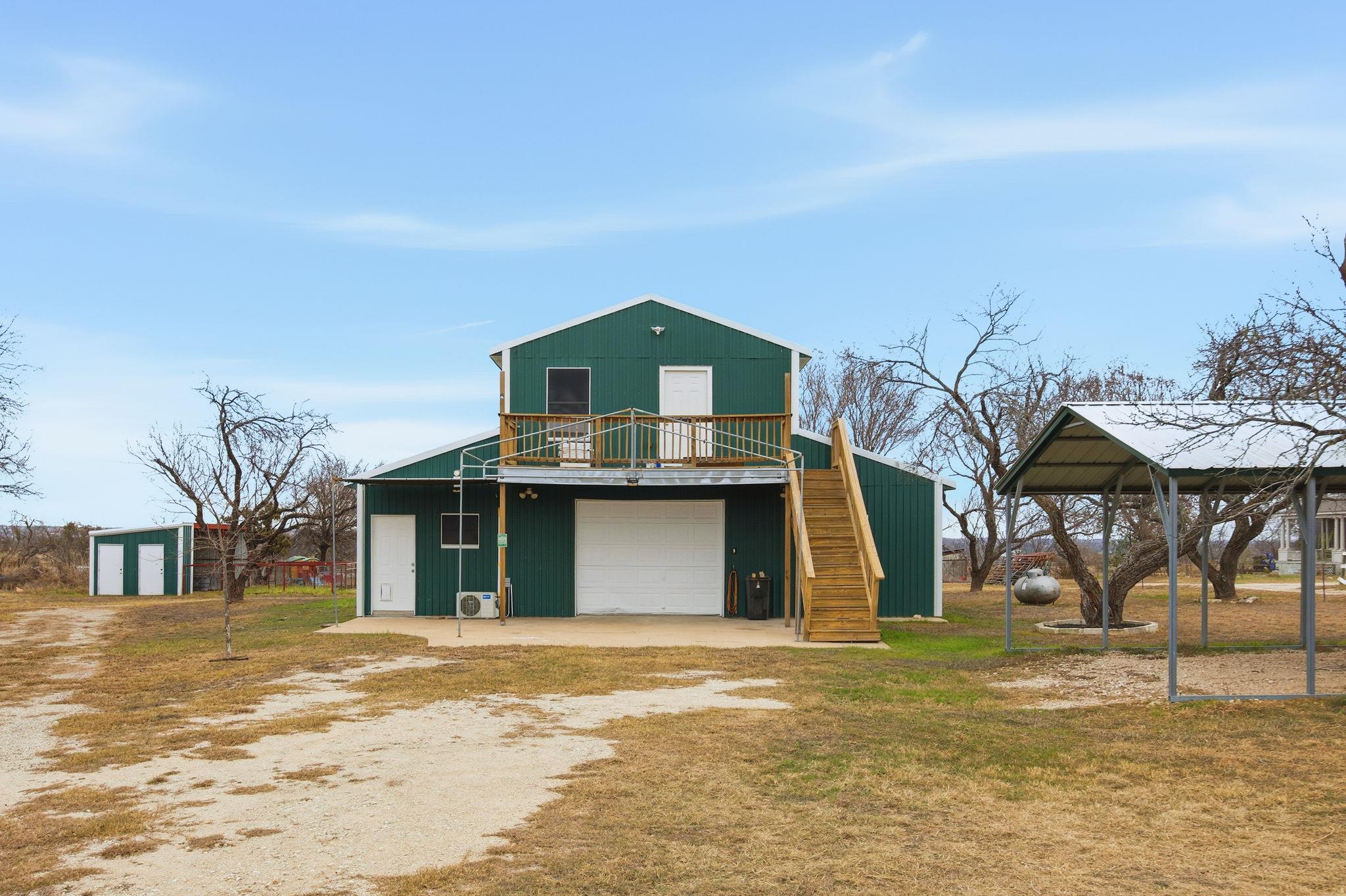 610 Eastview DR