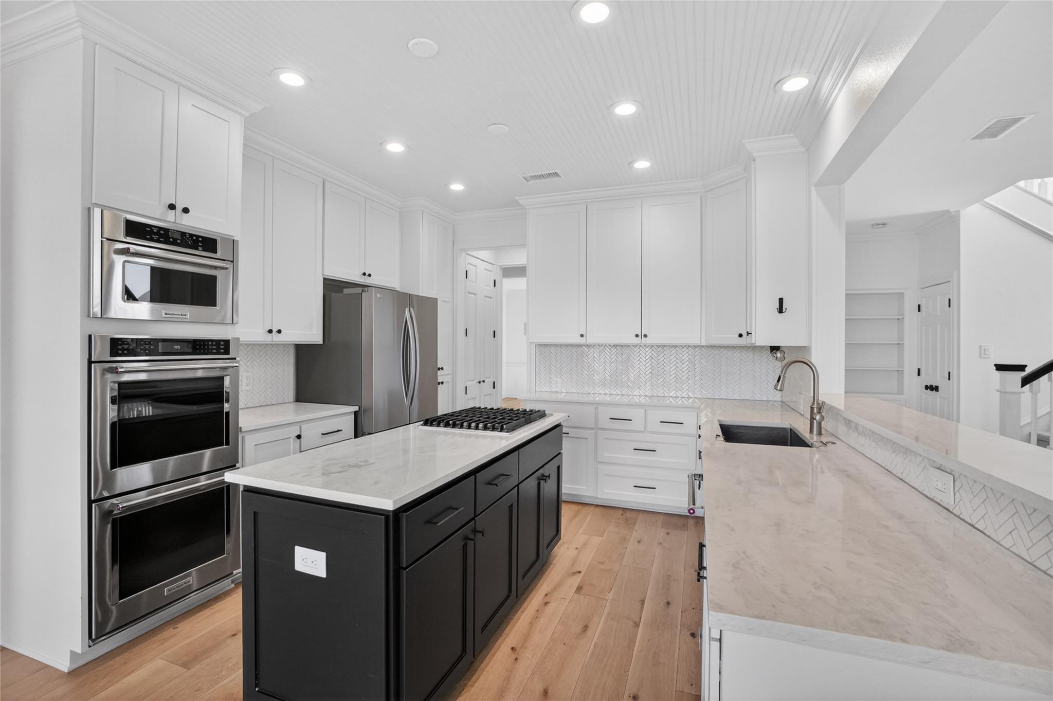 6506 Staghorn CV