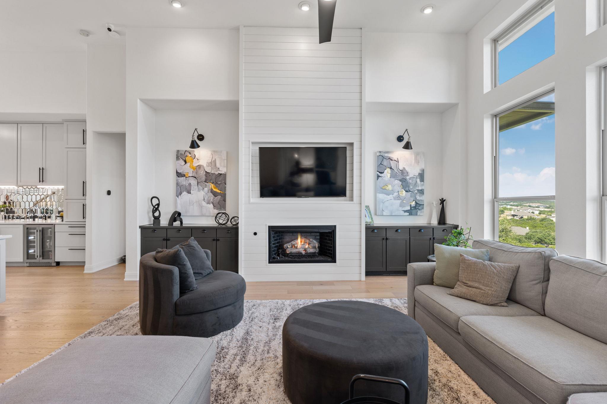 108 Honey Locust CT