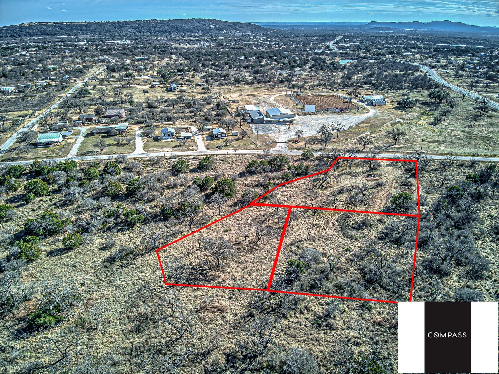8 Lillian Dean DR