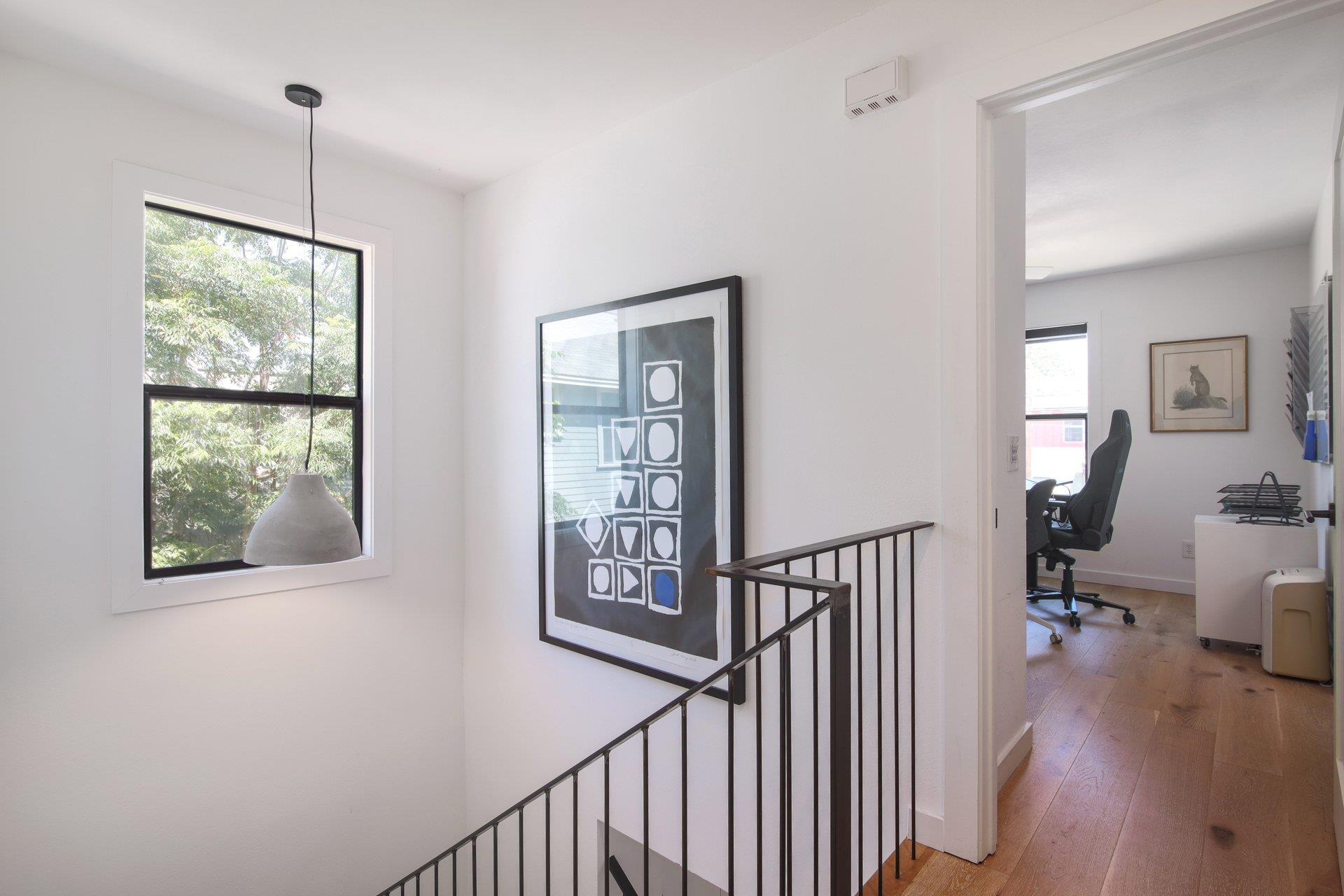 108 Chicon ST