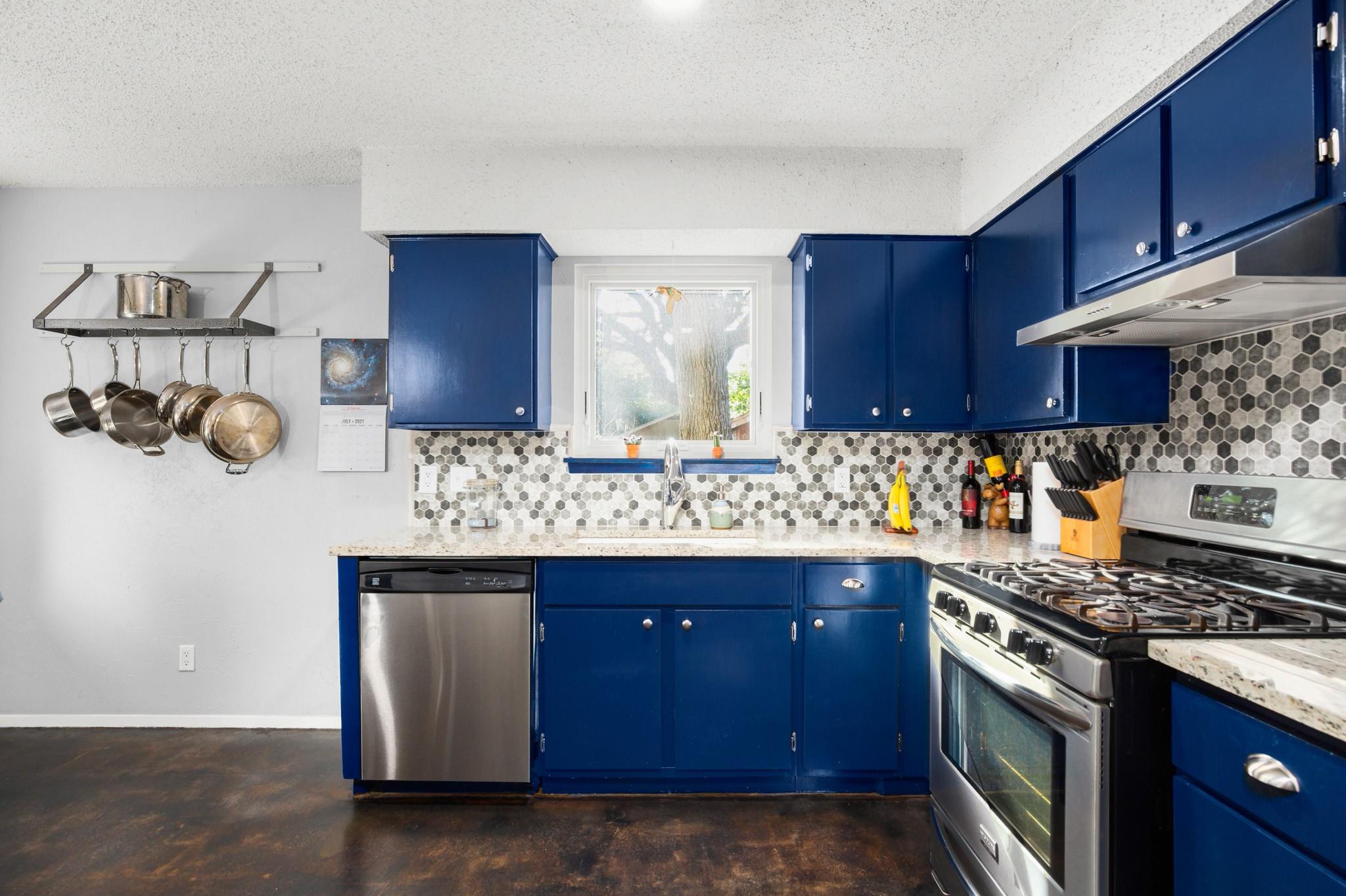 4702 Gray Fox DR, Austin