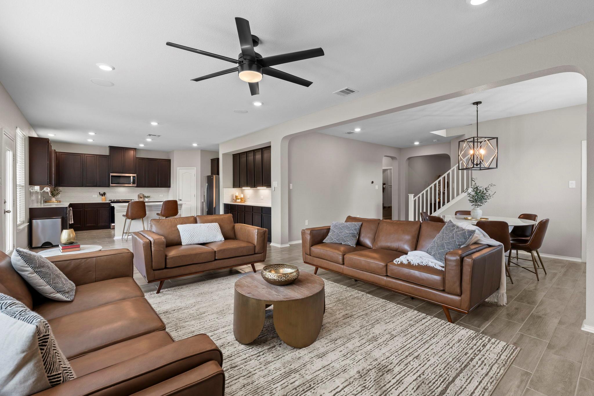 330 Conestoga DR
