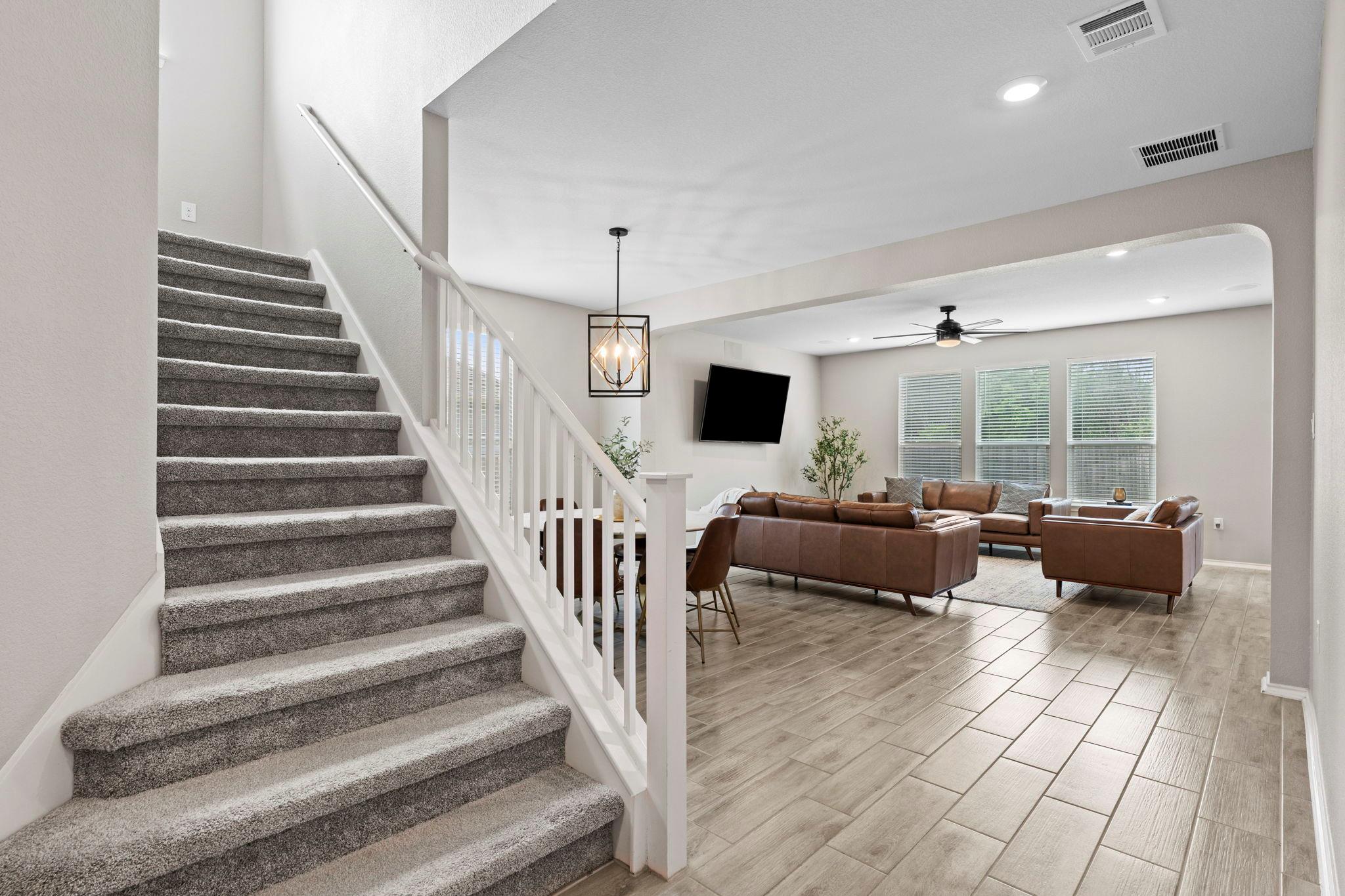 330 Conestoga DR