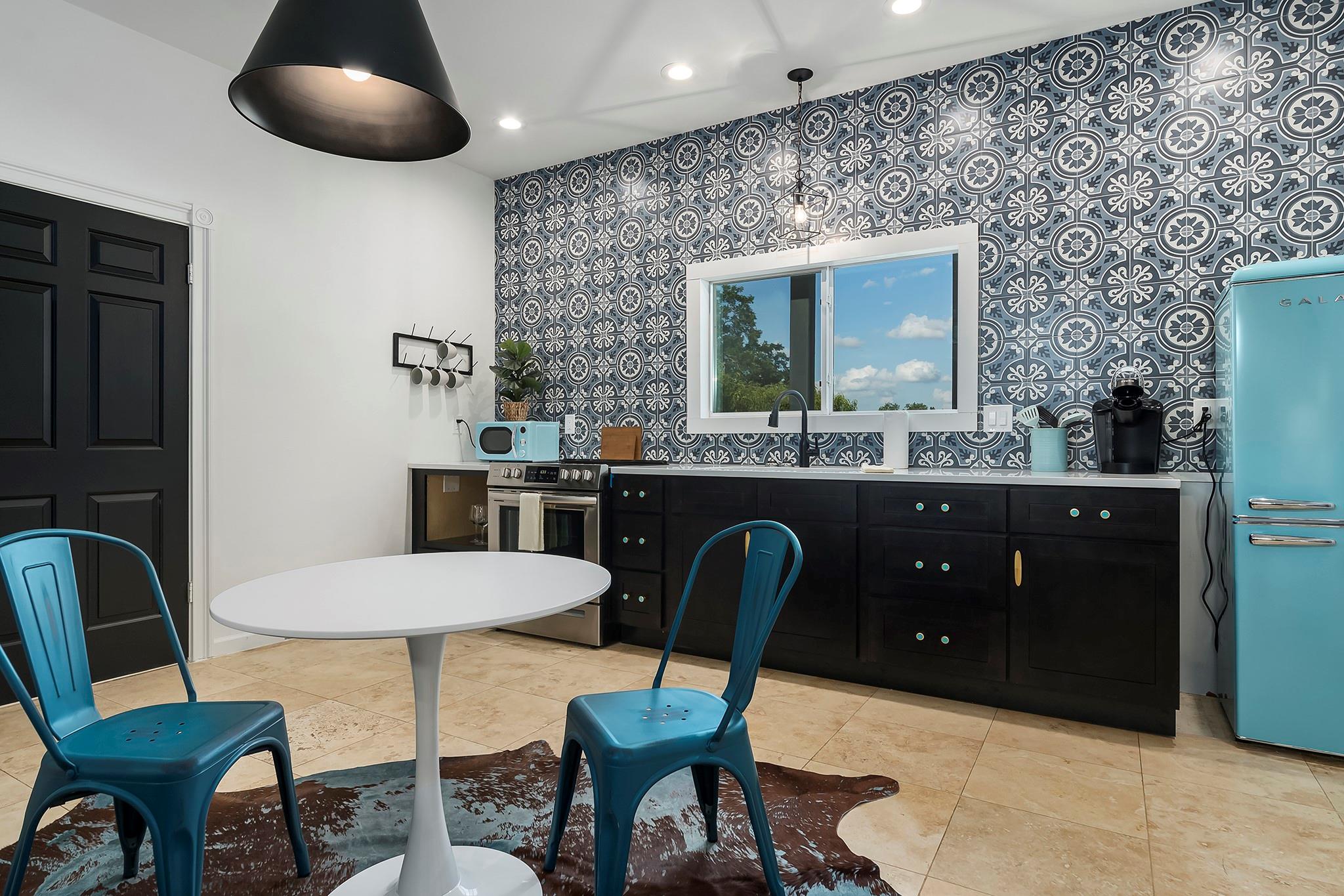 234 Loring