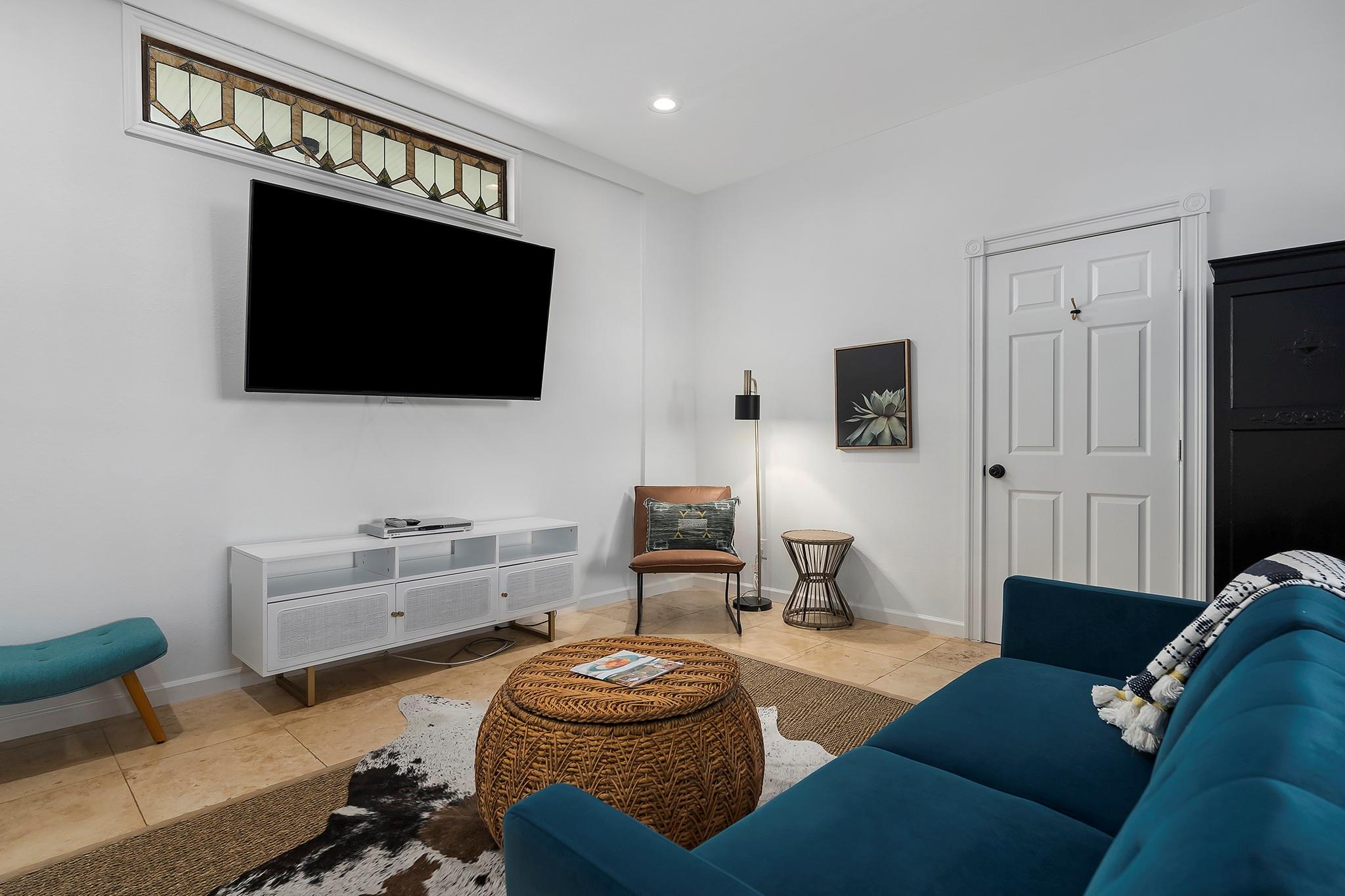 234 Loring