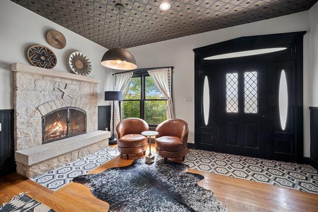 234 Loring
