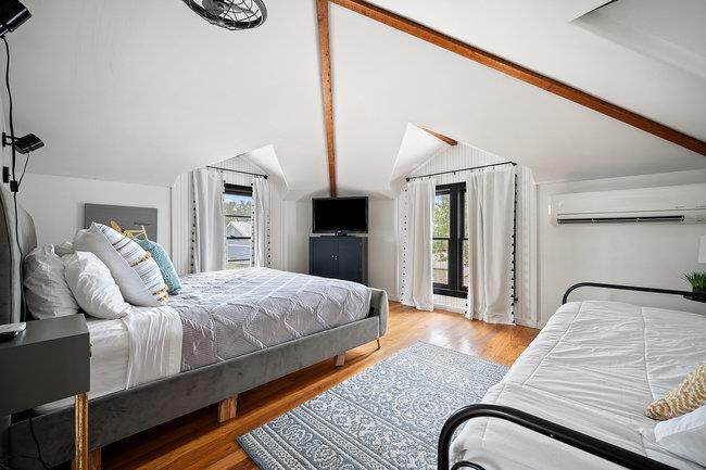 234 Loring