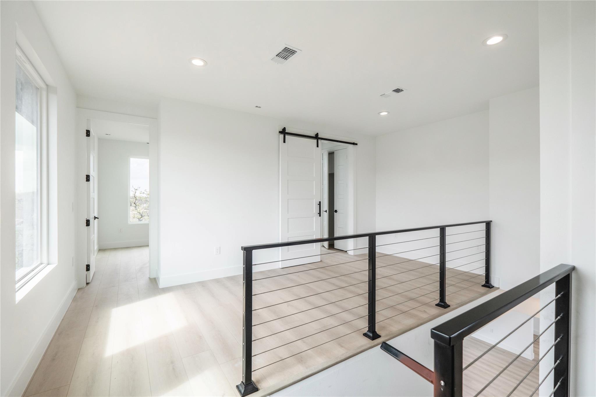 334 Lake DR
