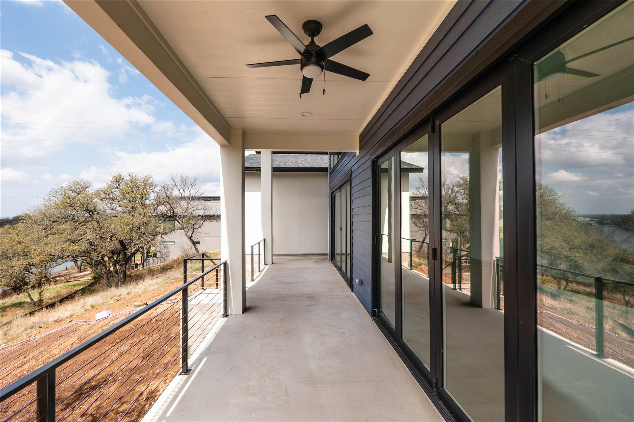 334 Lake DR