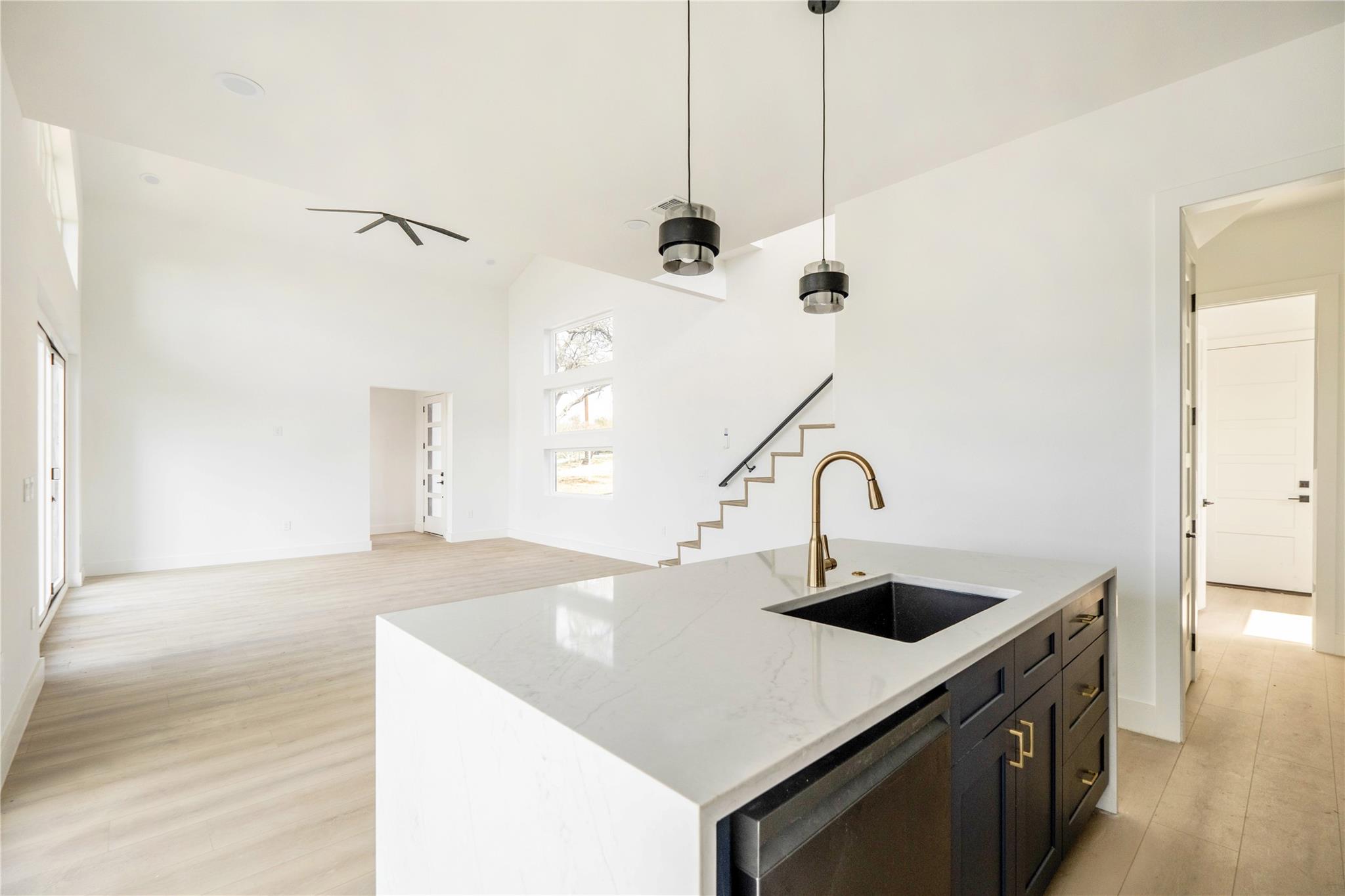 334 Lake DR