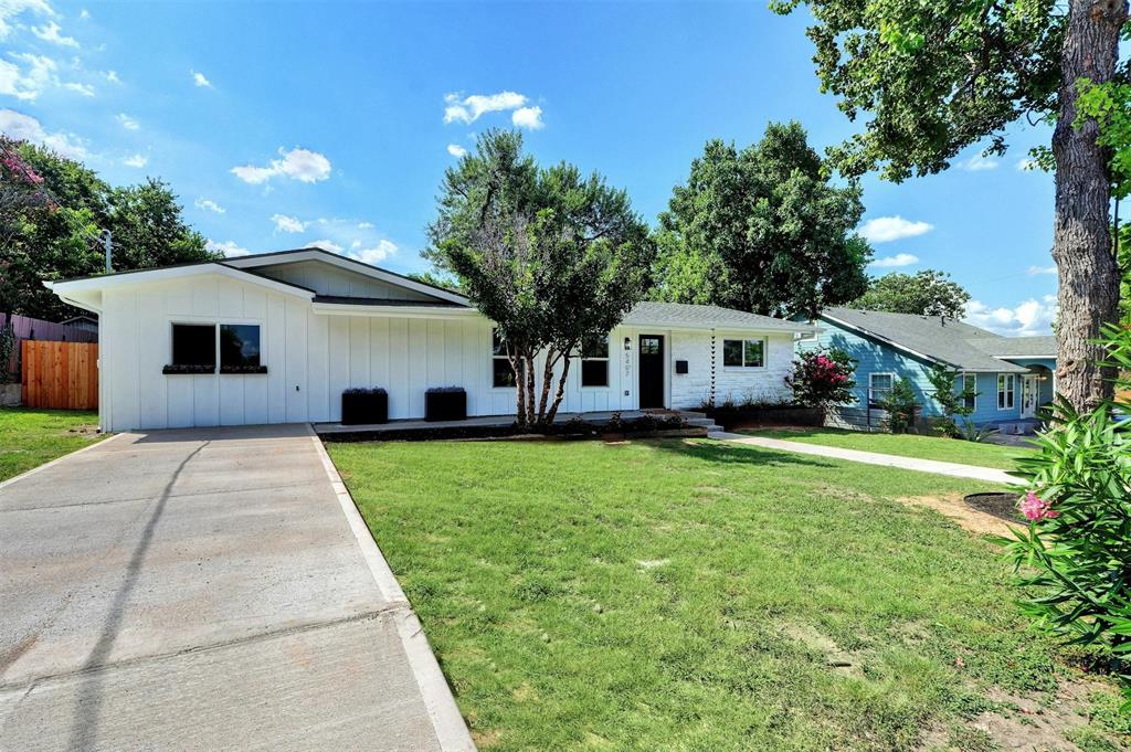 5407 Manor RD