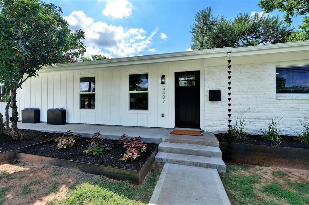 5407 Manor RD