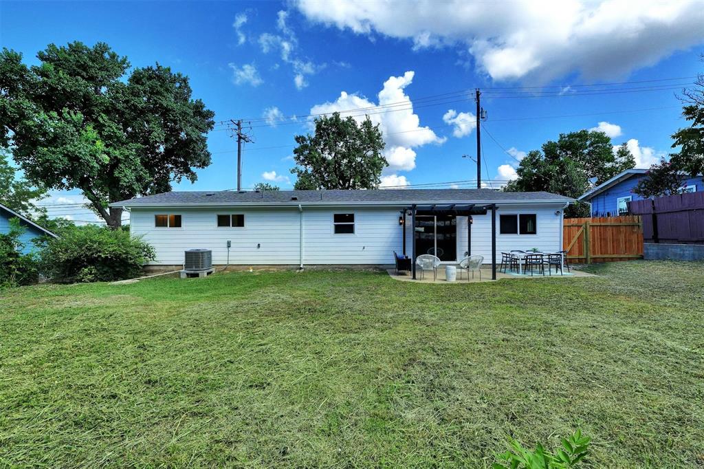5407 Manor RD