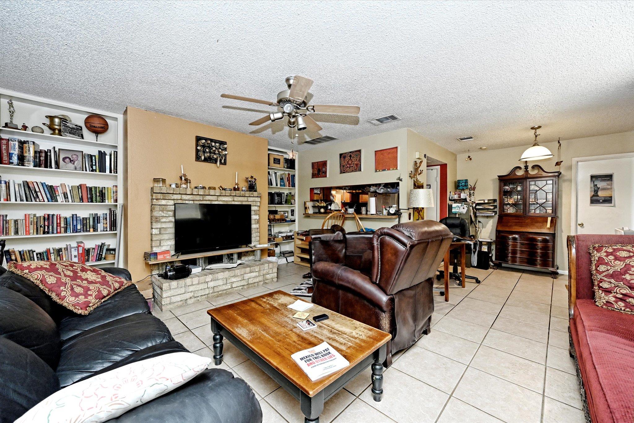 7825 Beauregard CIR # 25