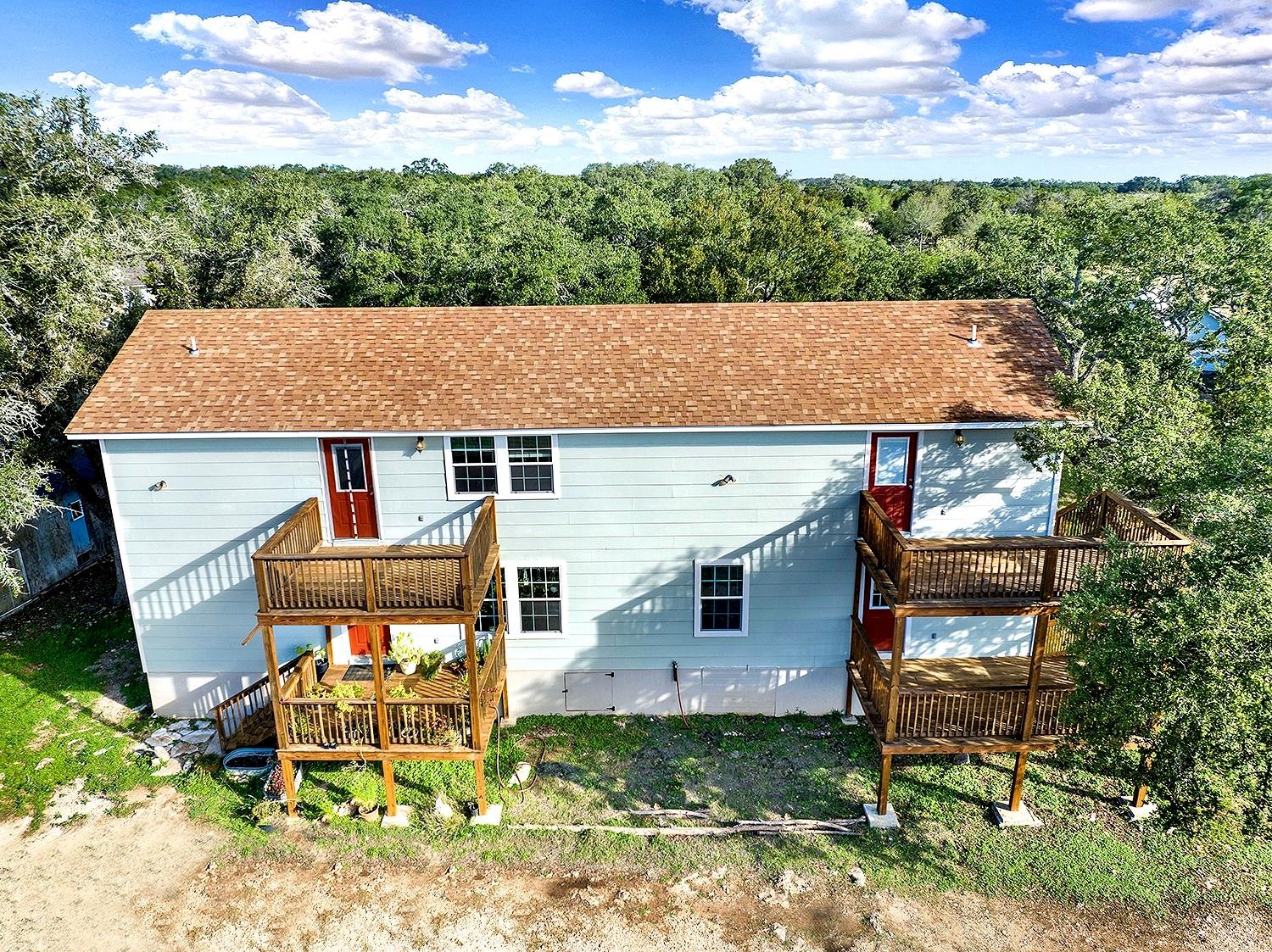 207 Oakwood LOOP
