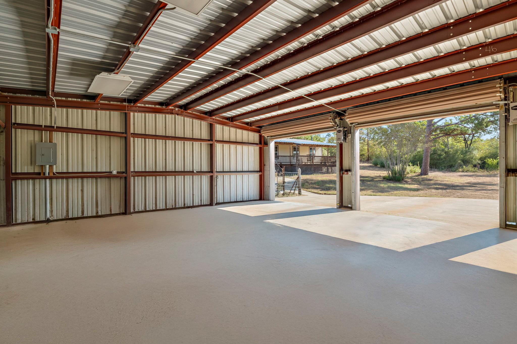454 Leisure LN