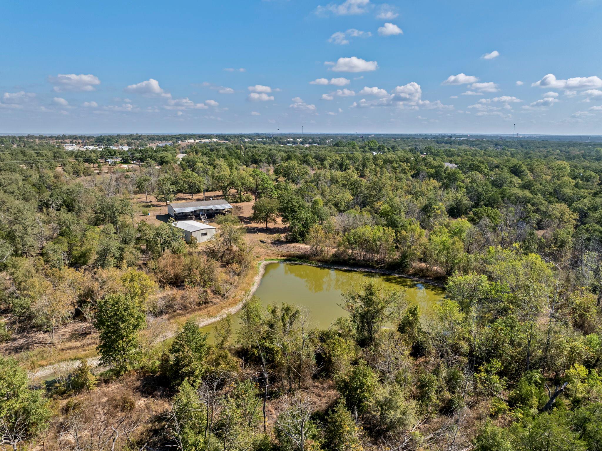 454 Leisure LN