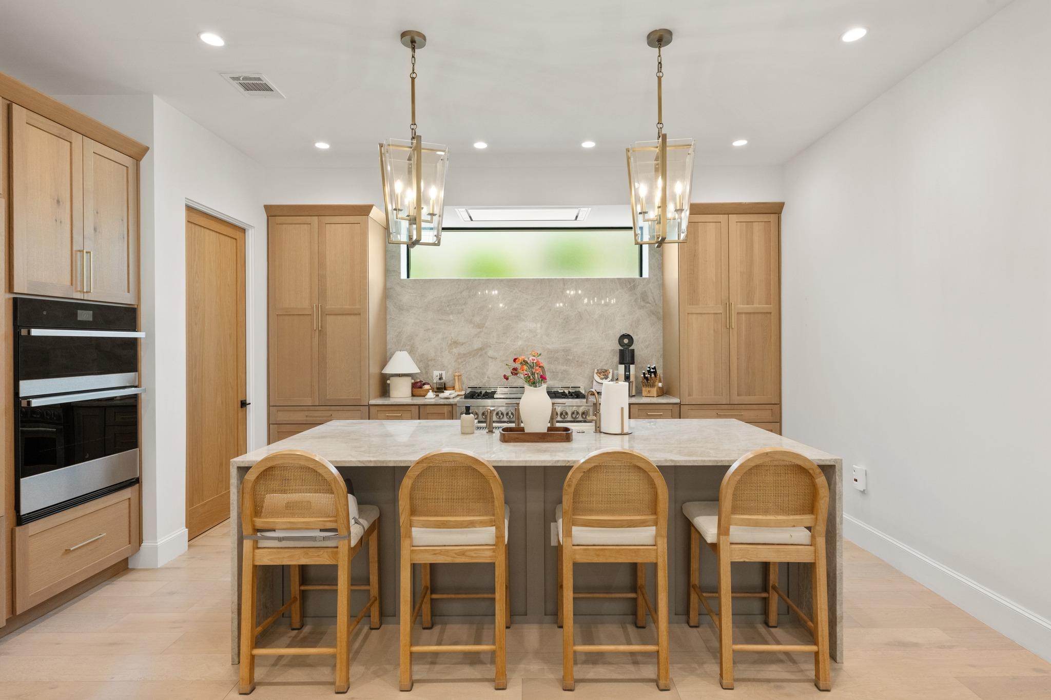 215 Golden Bear DR